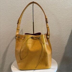 Louis Vuitton Yellow Epi Leather Bucket Shoulder Bag
